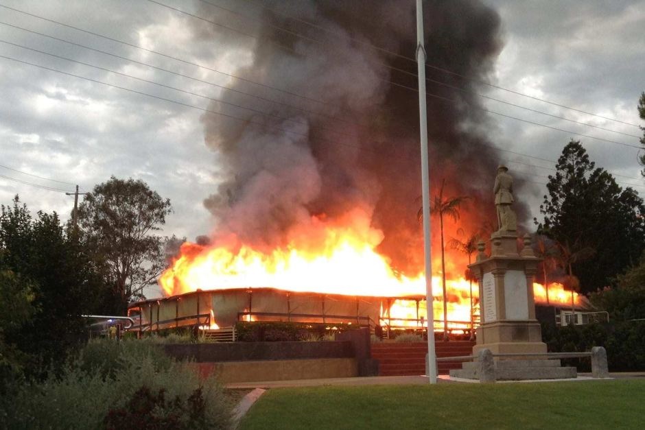 Kandanga fire scene